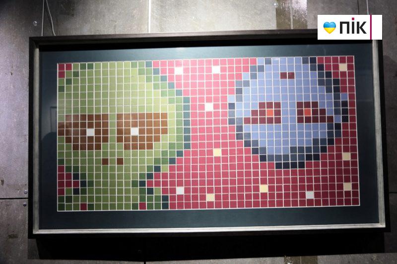 Люди Прикарпаття: на відкритті виставки робіт полеглого воїна Остапа Бринського (ФОТО) 4 IMG 9032 2 scaled