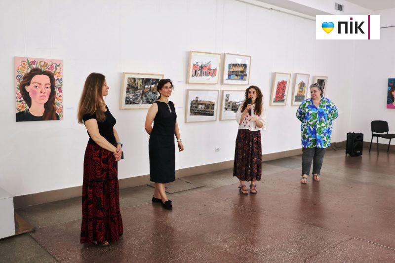 Люди Прикарпаття: на виставці художниці Оксани Миханько у Франківську (ФОТО) 9 IMG 9726 novyj razmer scaled