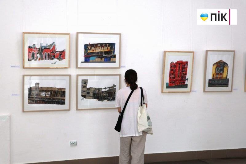 Люди Прикарпаття: на виставці художниці Оксани Миханько у Франківську (ФОТО) 12 IMG 9810 novyj razmer scaled