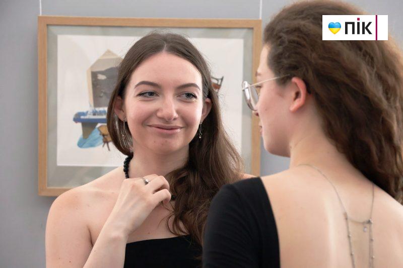 Люди Прикарпаття: на виставці художниці Оксани Миханько у Франківську (ФОТО) 19 IMG 9925 novyj razmer scaled