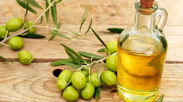 Ціни на оливкову олію б'ють рекорди: чому українці відмовляються її купувати
