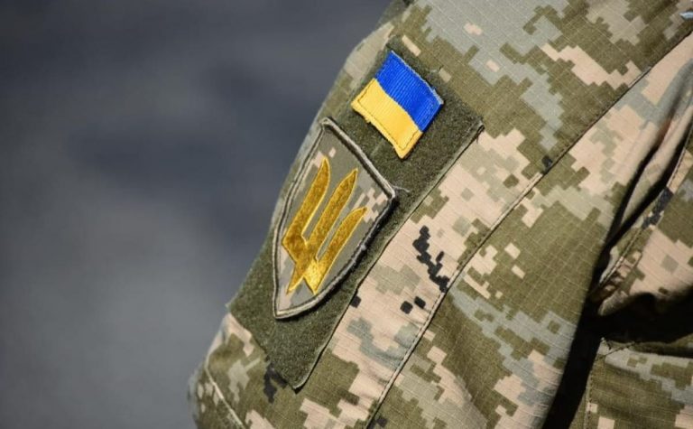 На Харківщині між військовими сталася стрілянина: троє загинули, ще четверо - поранені 5 Родини знайдених військових мають повернути державі 15 млн