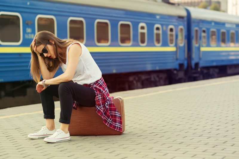 Іграшковий олень та відро полуниці: що українці забували у поїздах за останні півроку