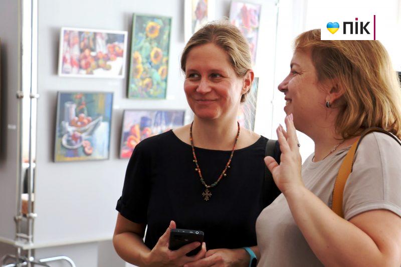 Люди Прикарпаття: на виставці франківських художників до Дня Незалежності (ФОТО) 16 12 1 scaled