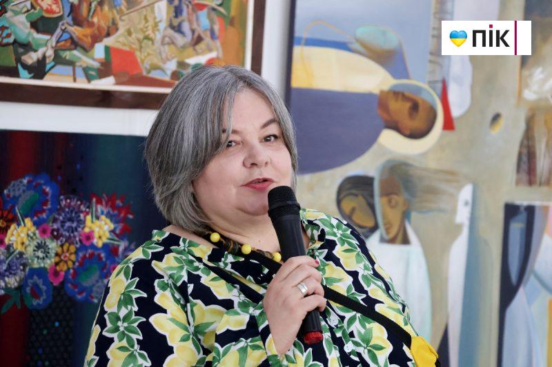 Люди Прикарпаття: на виставці франківських художників до Дня Незалежності (ФОТО) 5 30 scaled