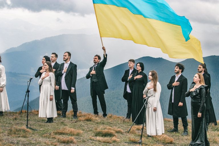 Франківський драмтеатр повертається: що покажуть у серпні 6 301268237 5187811174669568 7944781020335584404 n