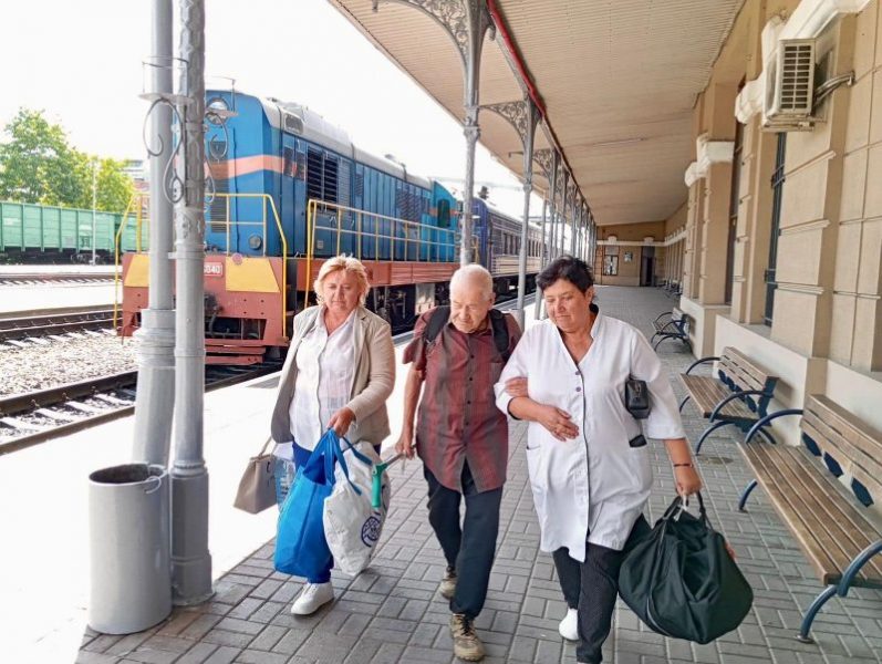 На Франківщині поселився 88-річний пенсіонер з Донеччини, який йшов пішки з окупації (ФОТО)