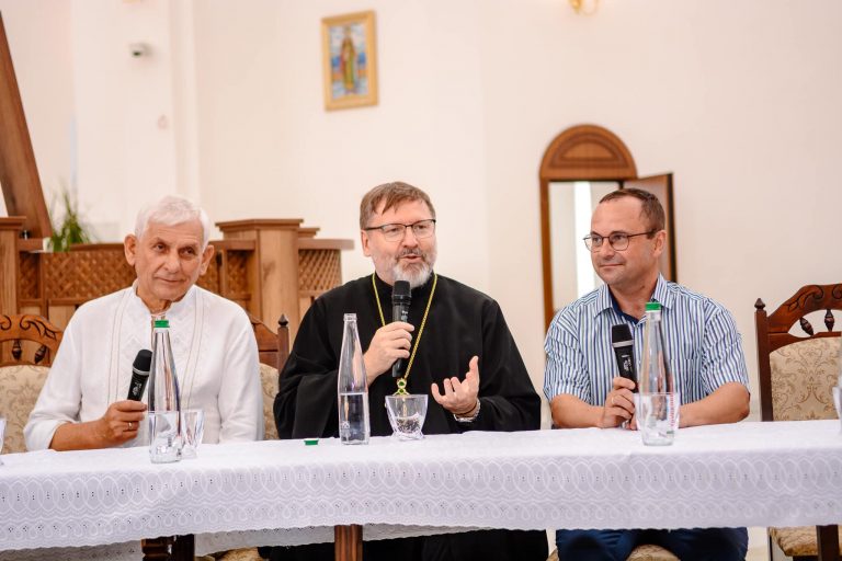 Науковці ІФНТУНГ встановили в найбільшому храмі Прикарпаття інноваційну систему опалення (ФОТО) 11 Науковці ІФНТУНГ встановили в найбільшому храмі Прикарпаття інноваційну систему опалення (ФОТО)