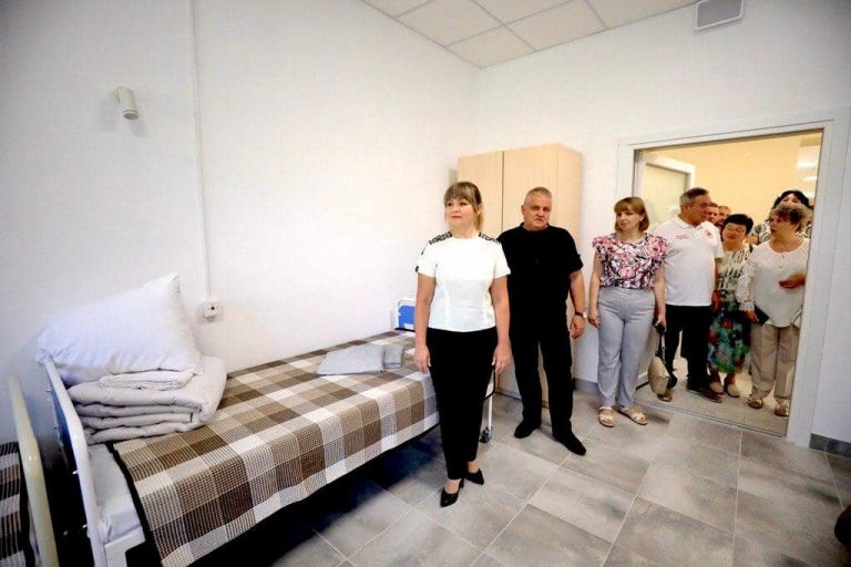 У Коршівському геріатричному пансіонаті відкрили оновлений корпус (ФОТО) 9 455954314 531587129206163 2477524262316663553 n