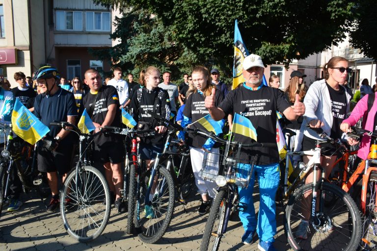 У Надвірній до Дня прапора відбувся щорічний велопробіг (ФОТО) 7 У Надвірній до Дня прапора відбувся щорічний велопробіг (ФОТО)
