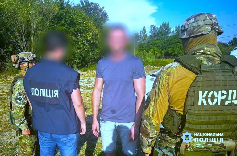 У Франківську затримали чоловіка, який шантажував жінку (ФОТО) 3 457229015 513055488035352 5970298680451032247 n