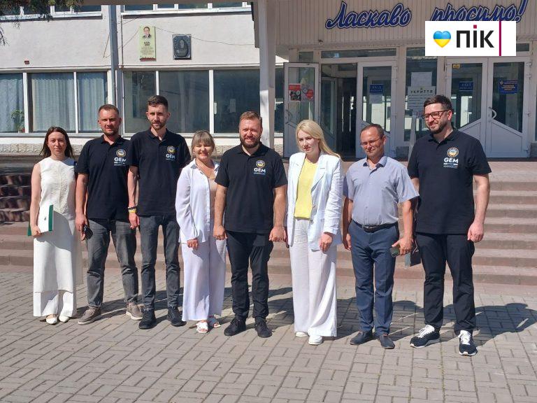 Вікна для ІФНТУНГ: американський фонд GEM допомагає університету з відбудовою (ВІДЕО)