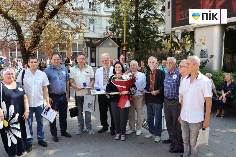 Люди Прикарпаття: на бібліофесті "Франко єднає" (ФОТО) 9 IMG 2955 2 scaled