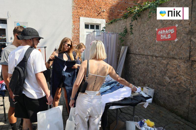 Люди Прикарпаття: вуличний фестиваль “Здибанка” в Івано-Франківську (ФОТО) 14 IMG 5913 2 scaled