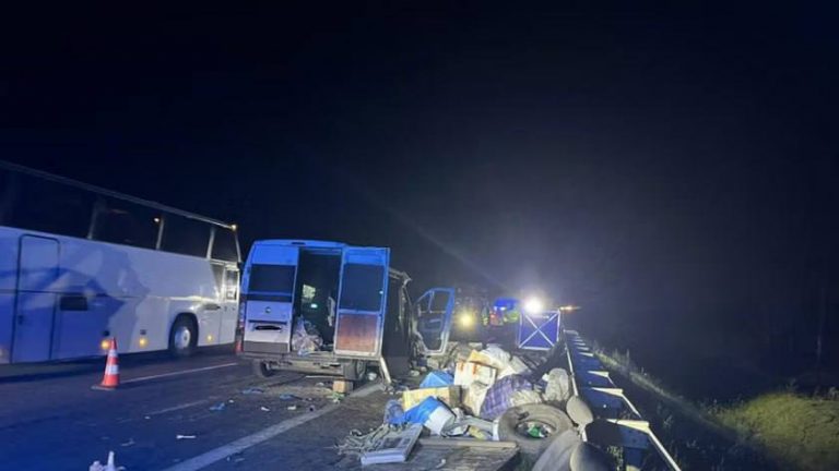 В Польщі мікроавтобус з українцями потрапив у ДТП: які наслідки 7 photo 2024 08 01 09 57 23 2