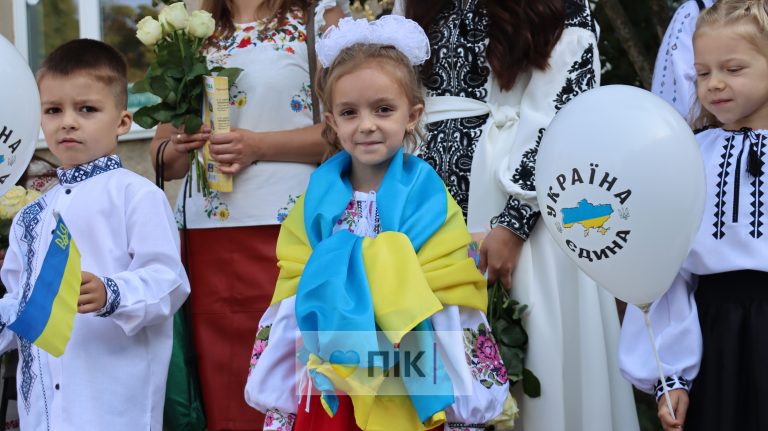 Перший раз у перший клас: у Калуській громаді пролунав перший дзвоник (ФОТОРЕПОРТАЖ) 9 1 1