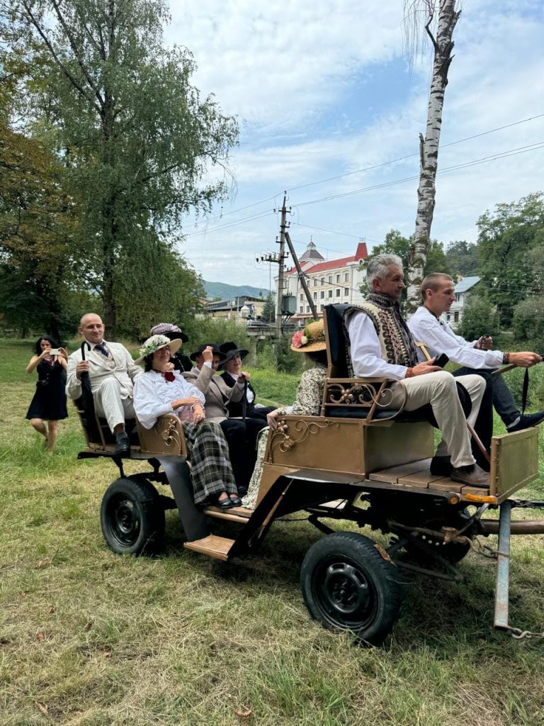 У Косові на вихідних відзначили 600 років від дня першої згадки про місто (ФОТО) 7 У Косові на вихідних відзначили 600 років від дня першої згадки про місто (ФОТО)