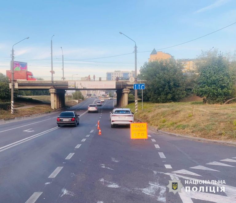 У Франківську в ДТП постраждали велосипедист та електросамокатчик (ФОТО) 2 У Франківську в ДТП постраждали велосипедист та електросамокатчик (ФОТО)