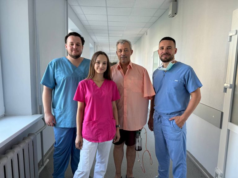 У Львові медики виявили у чоловіка рак молочної залози (ФОТО) 11 459644372 847826014154483 3345524908636477229 n
