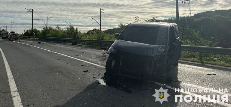 На дорозі "Київ-Чоп" трапилася смертельна ДТП: загинув водій (ФОТО) 10 460117601 928371746001264 7187138881923022249 n