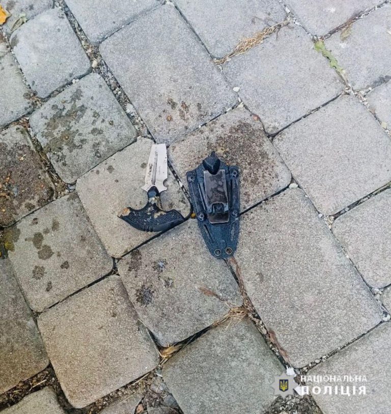 Вдарив ножем в живіт та втік: поліцейські затримали зловмисника (ФОТО, ВІДЕО) 1 460357500 529168979757336 2125007940571095743 n