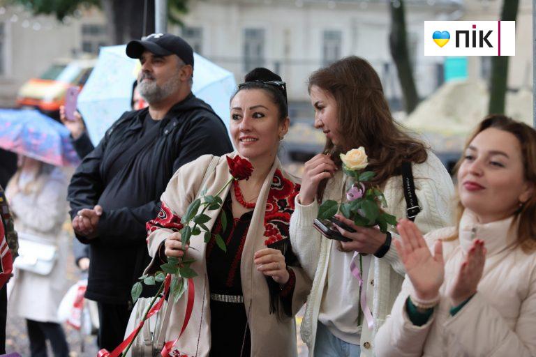 Люди Прикарпаття: на концерті До Дня захисників і захисниць у Франківську (ФОТО) 8 IMG 3428 2