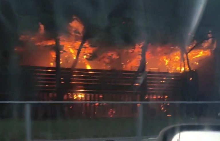 Хмара диму накрила місто: у Франківську горить паб (ВІДЕО) 12 Screenshot 2024 09 24 07 39 09 251 edit org.telegram.messenger