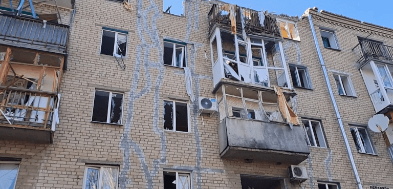 росіяни атакували центр Краматорська: дві людини загинули, ще 15 - поранені (ВІДЕО) 8 Znimok ekrana 2024 09 25 173025