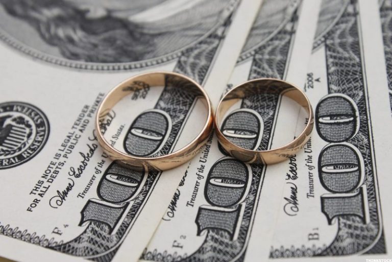 marriage and money scaled 1