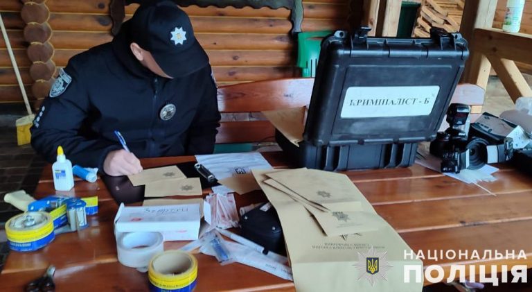 На Львівщині вбили чоловіка та дружину: нападник втік на їхньому авто (ФОТО) 10 0a7f3baca60ffed61f0218c81a307af3