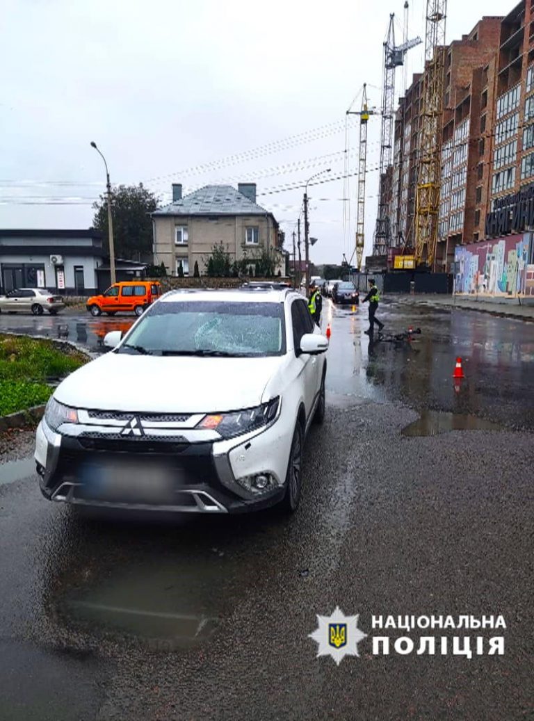 У Франківську легковик наїхав на велосипедиста (ФОТО) 12 461982236 122110326932533378 2768169839325674335 n