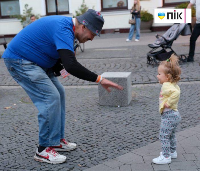 Люди Прикарпаття: благодійний концерт "На шапку" (ФОТО) 21 DSCF1296 2 scaled