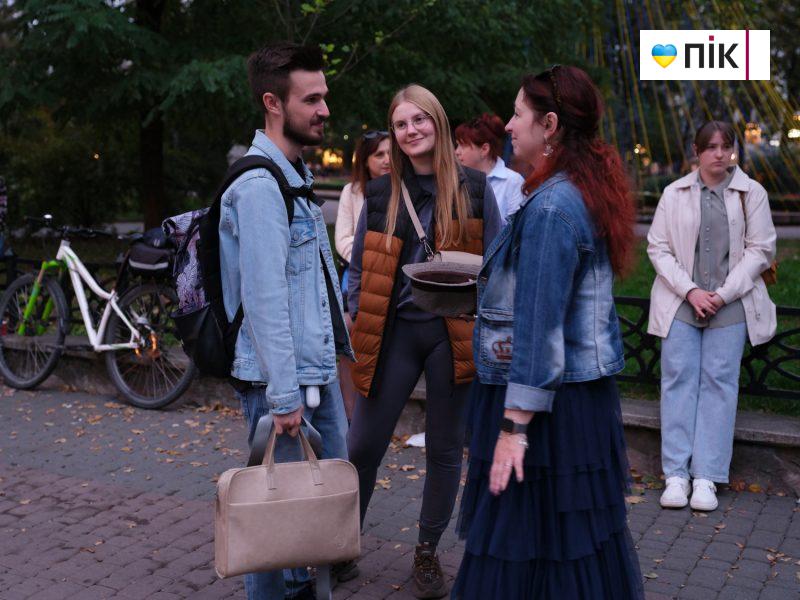 Люди Прикарпаття: благодійний концерт "На шапку" (ФОТО) 12 DSCF1418 2 scaled