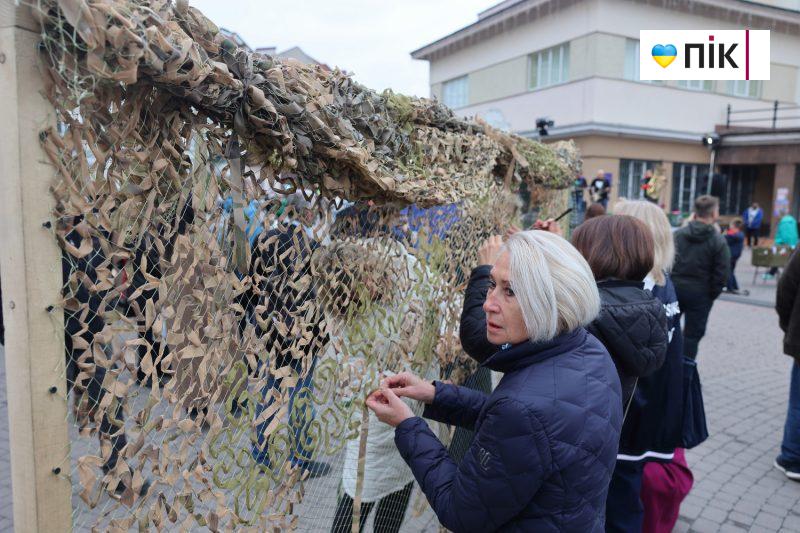 Допомога твоя – найсильніша зброя: у Франківську відбувся благодійний захід (ФОТО) 5 IMG 0038 2 scaled
