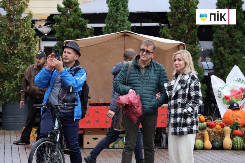 У Франківську відбувся благодійний ярмарок з нагоди п'ятої річниці створення громади (ФОТО) 26 IMG 1734 2 scaled