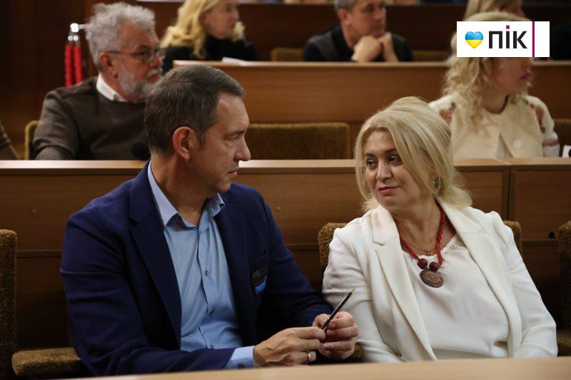 Люди Прикарпаття: на черговій сесії Івано-Франківської облради (ФОТОРЕПОРТАЖ) 7 IMG 1885 scaled