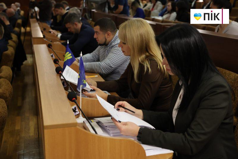 Люди Прикарпаття: на черговій сесії Івано-Франківської облради (ФОТОРЕПОРТАЖ) 13 IMG 1936 scaled