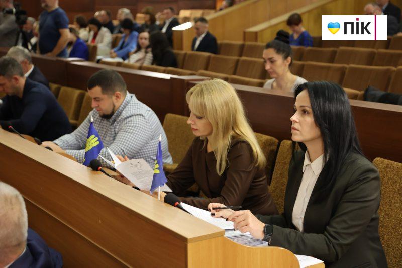 Люди Прикарпаття: на черговій сесії Івано-Франківської облради (ФОТОРЕПОРТАЖ) 15 IMG 1947 scaled