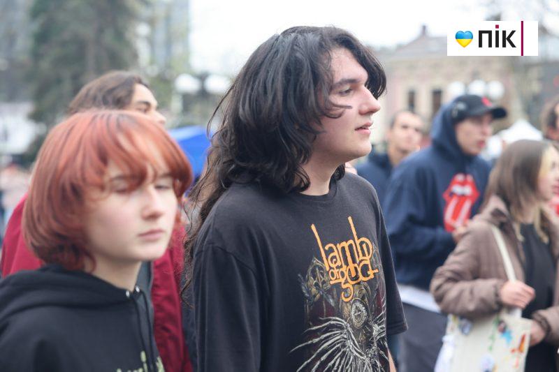 Допомога твоя – найсильніша зброя: у Франківську відбувся благодійний захід (ФОТО) 22 IMG 3514 2 scaled