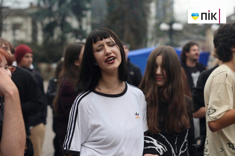 Допомога твоя – найсильніша зброя: у Франківську відбувся благодійний захід (ФОТО) 18 IMG 3933 2 scaled