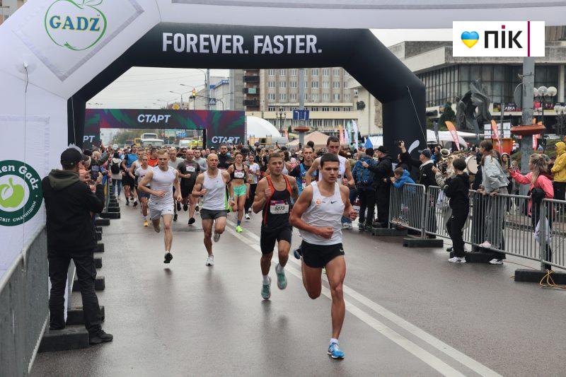 Понад 1700 учасників змагалися в 11-му Frankivsk Half Marathon (ФОТОРЕПОРТАЖ) 3 IMG 5238 2 scaled