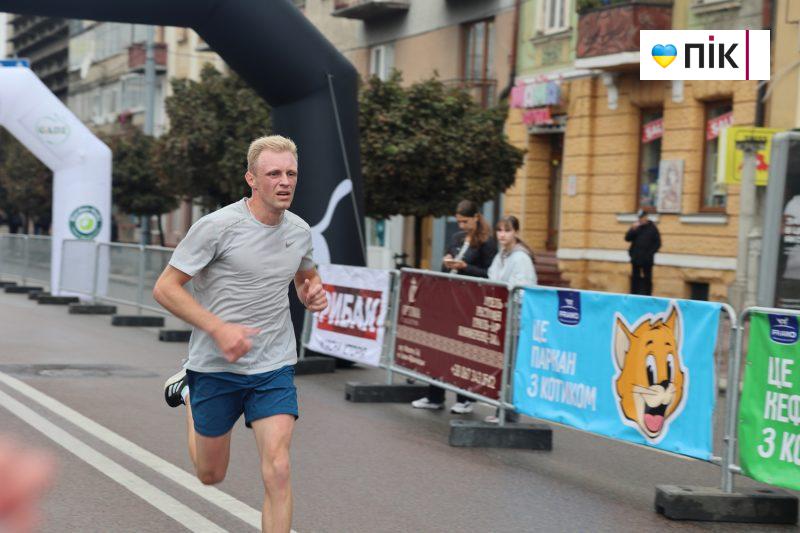 Понад 1700 учасників змагалися в 11-му Frankivsk Half Marathon (ФОТОРЕПОРТАЖ) 25 IMG 6102 2 scaled