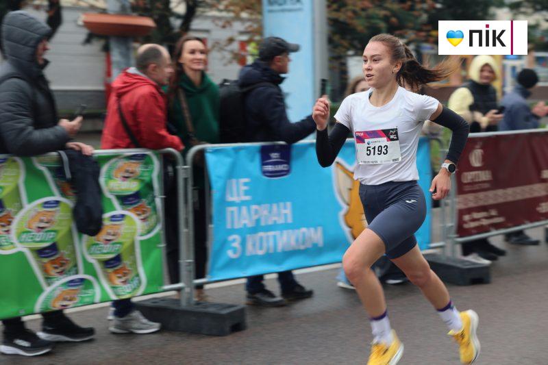 Понад 1700 учасників змагалися в 11-му Frankivsk Half Marathon (ФОТОРЕПОРТАЖ) 27 IMG 6125 2 scaled
