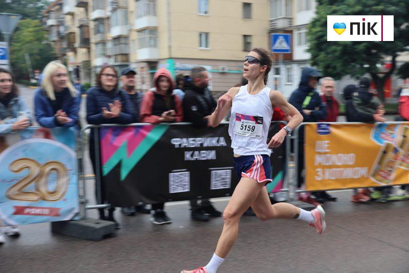 Понад 1700 учасників змагалися в 11-му Frankivsk Half Marathon (ФОТОРЕПОРТАЖ) 31 IMG 6316 2 scaled