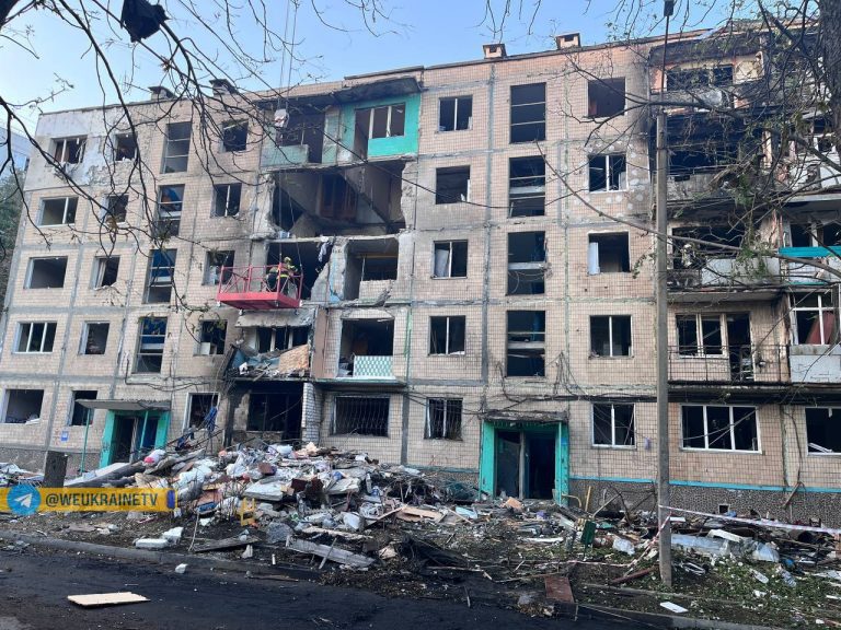 20 ракет, 400 безпілотників та 800 авіабомб: РФ продовжує терор в Україні 3 photo 2024 10 03 08 22 50