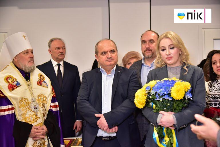 У Франківську відкрили оновлений третій поверх обласного перинатального центру (ФОТОРЕПОРТАЖ) 11 0 1