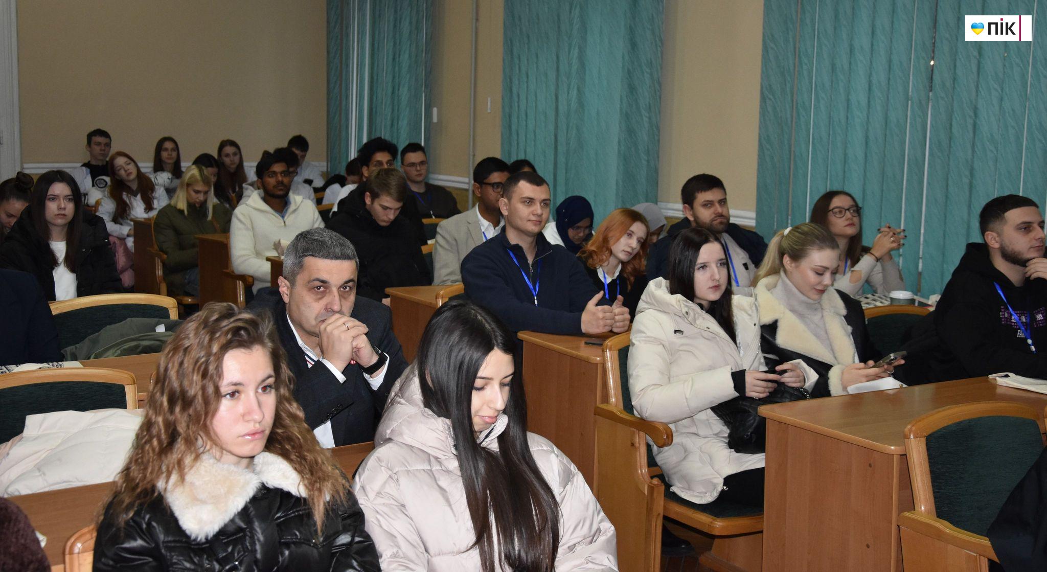 Івано-Франківський медуніверситет зібрав студентів з усієї України та міжнародних науковців (ФОТО) 14 462584716 541258945439452 1057191182784582386 n