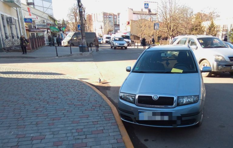 У Калуші за тиждень оштрафували 56 водіїв-порушників (ФОТО) 9 У Калуші за тиждень оштрафували 56 водіїв-порушників (ФОТО)