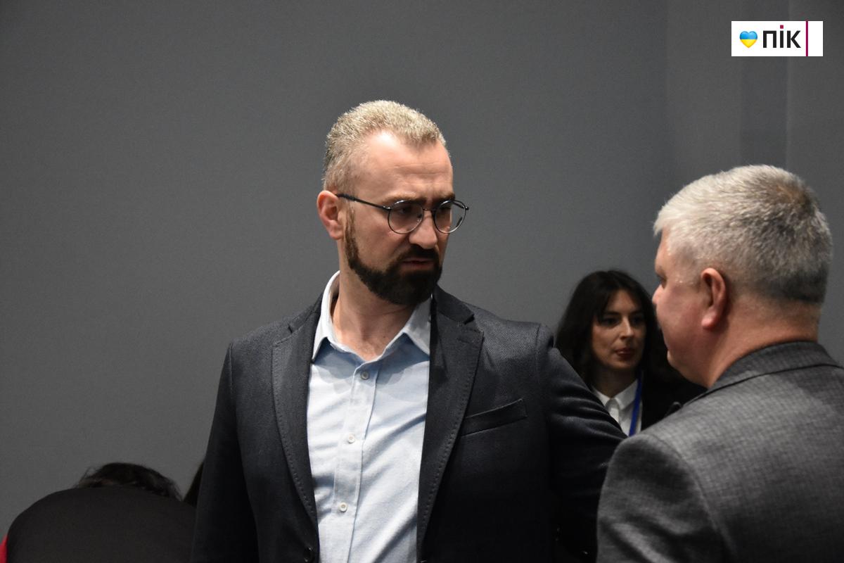 Що відбувається з українським експортом: обговорили представники бізнесу та влади у Франківську (ФОТО) 9 DSC 0058