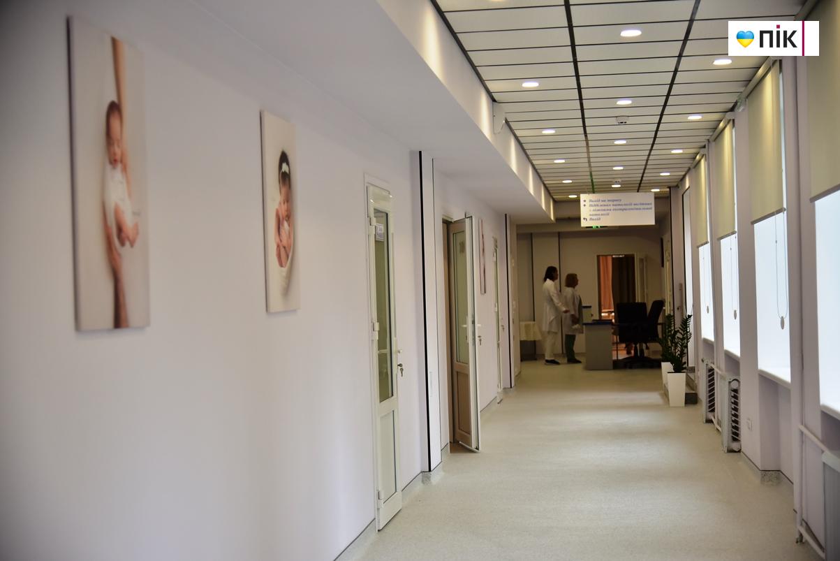 У Франківську відкрили оновлений третій поверх обласного перинатального центру (ФОТОРЕПОРТАЖ) 10 DSC 0755